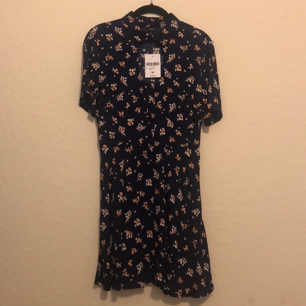 Super cute navy dress